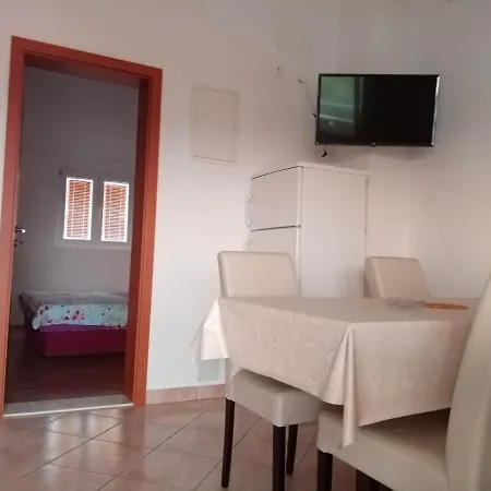 Appartement Kristina Sa Dvije Sobe *