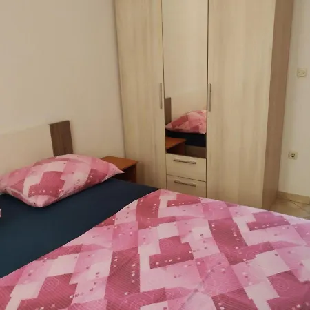 Appartement Kristina Sa Dvije Sobe *