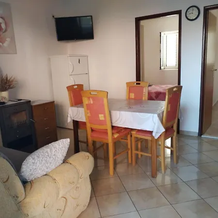 Kristina Sa Dvije Sobe Appartement *