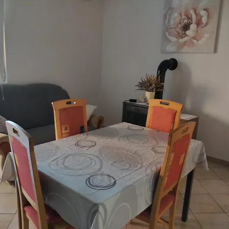 Appartement Kristina Sa Dvije Sobe Biograd Na Moru