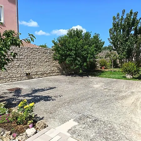 Kristina Sa Dvije Sobe Appartement *