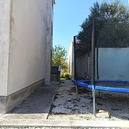 Kristina Sa Dvije Sobe * Biograd Na Moru